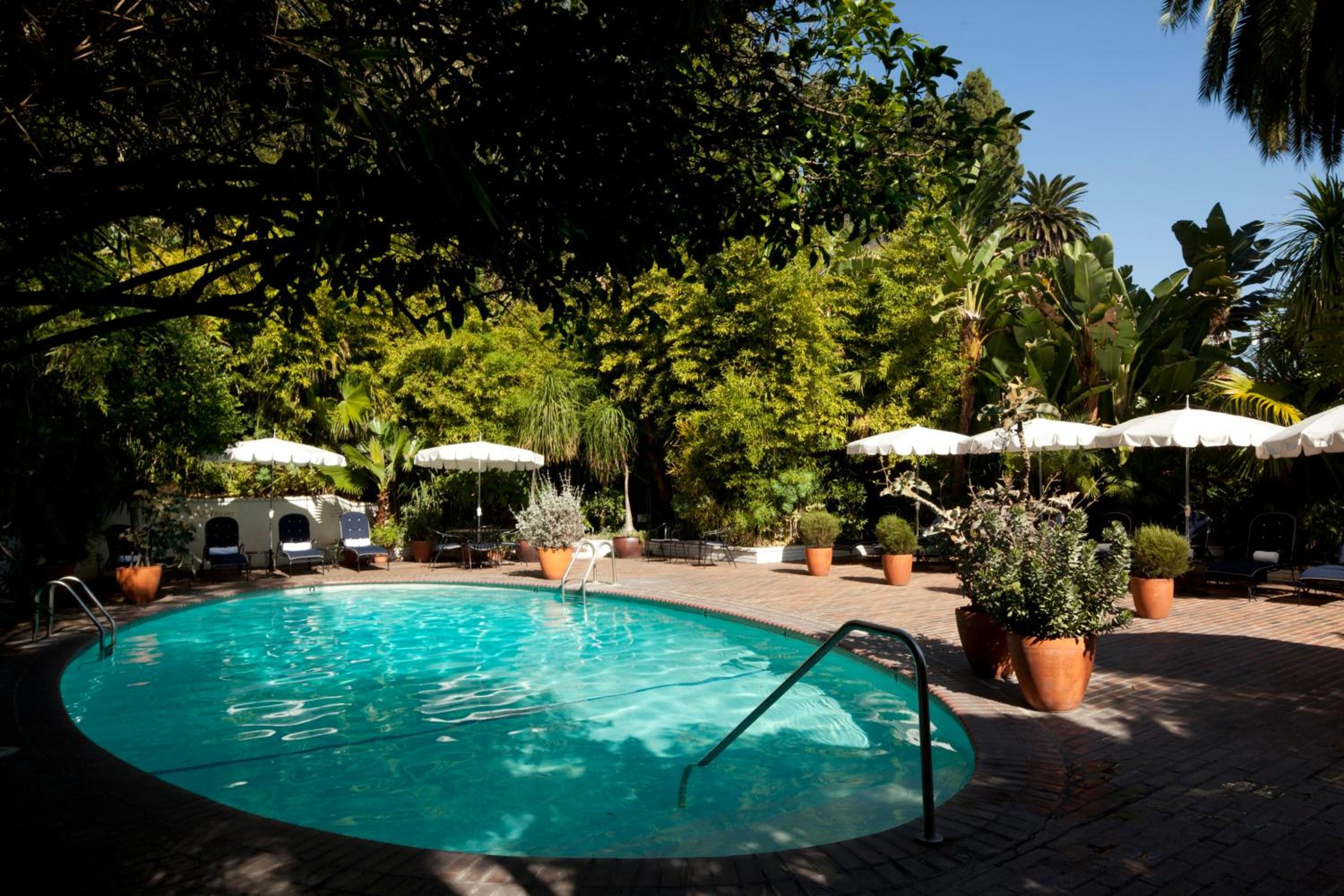 Chateau Marmont 44/48