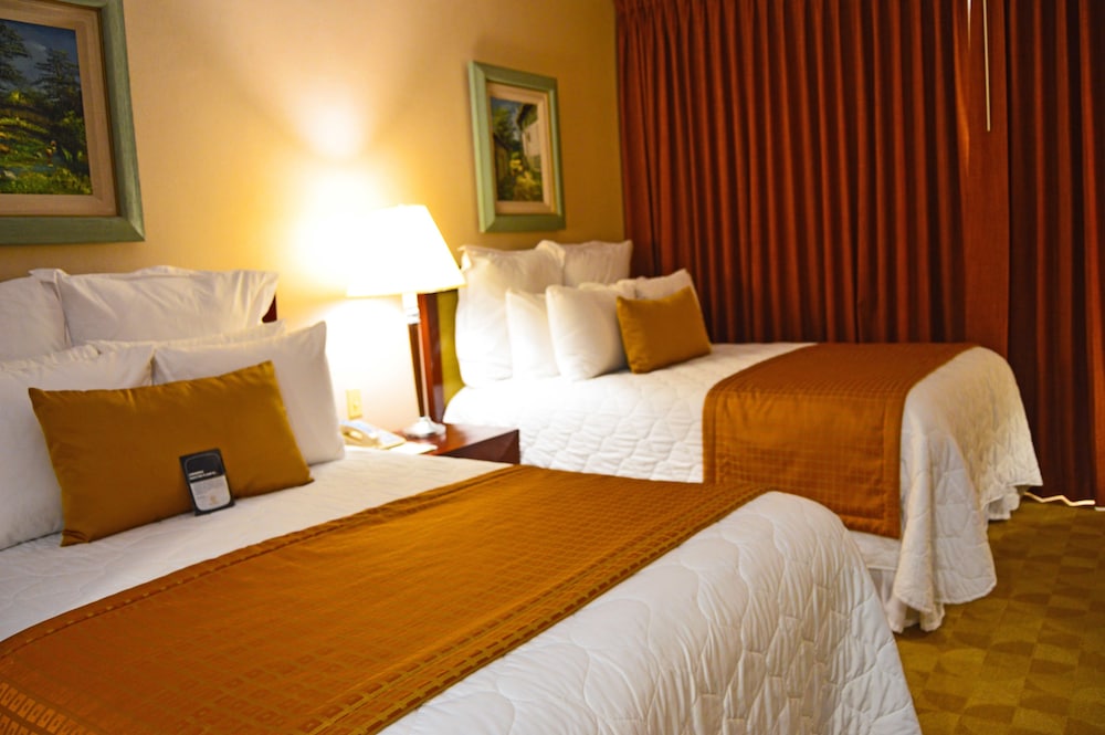 Honduras Maya Hotel 6/27
