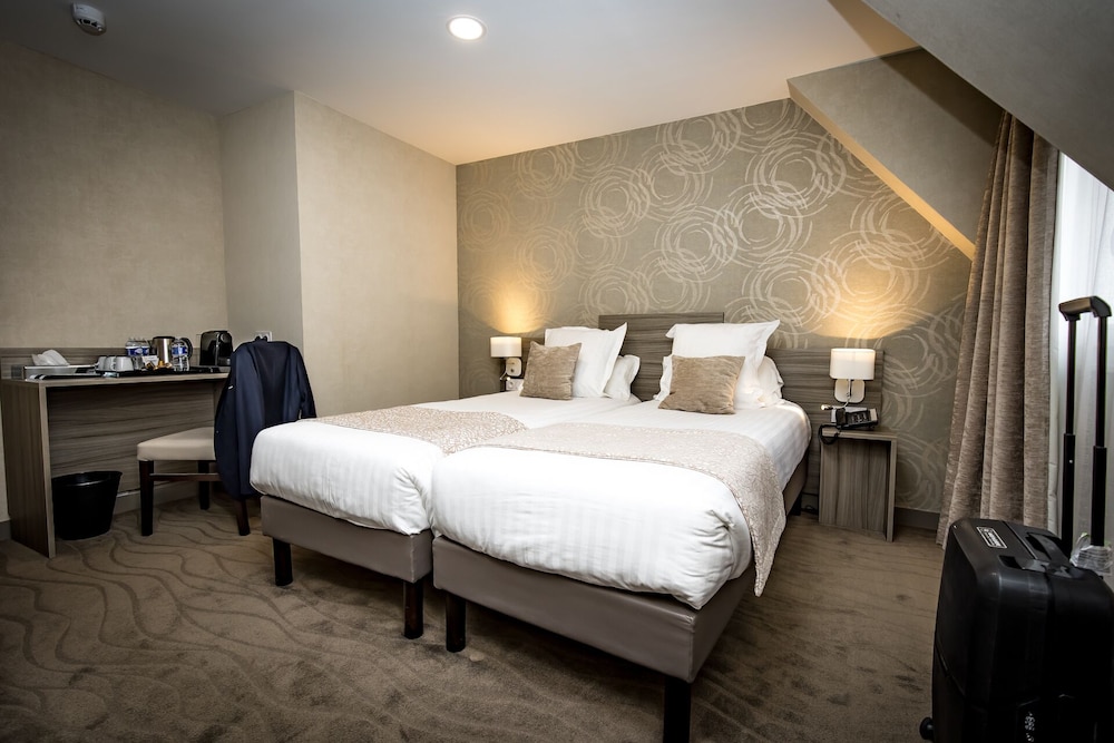 Hotel de Brunville Spa 16/48