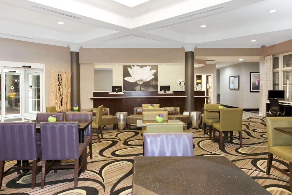 La Quinta Inn & Suites by Wyndham Birmingham Hoover 29/43