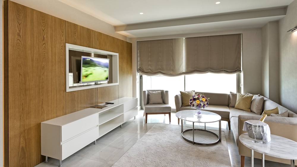 Wind of Lara Hotel and SPA 45/70