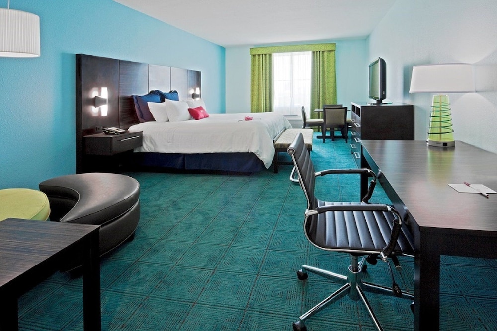 Crowne Plaza Fort Lauderdale Airport Cruise Port 46/61