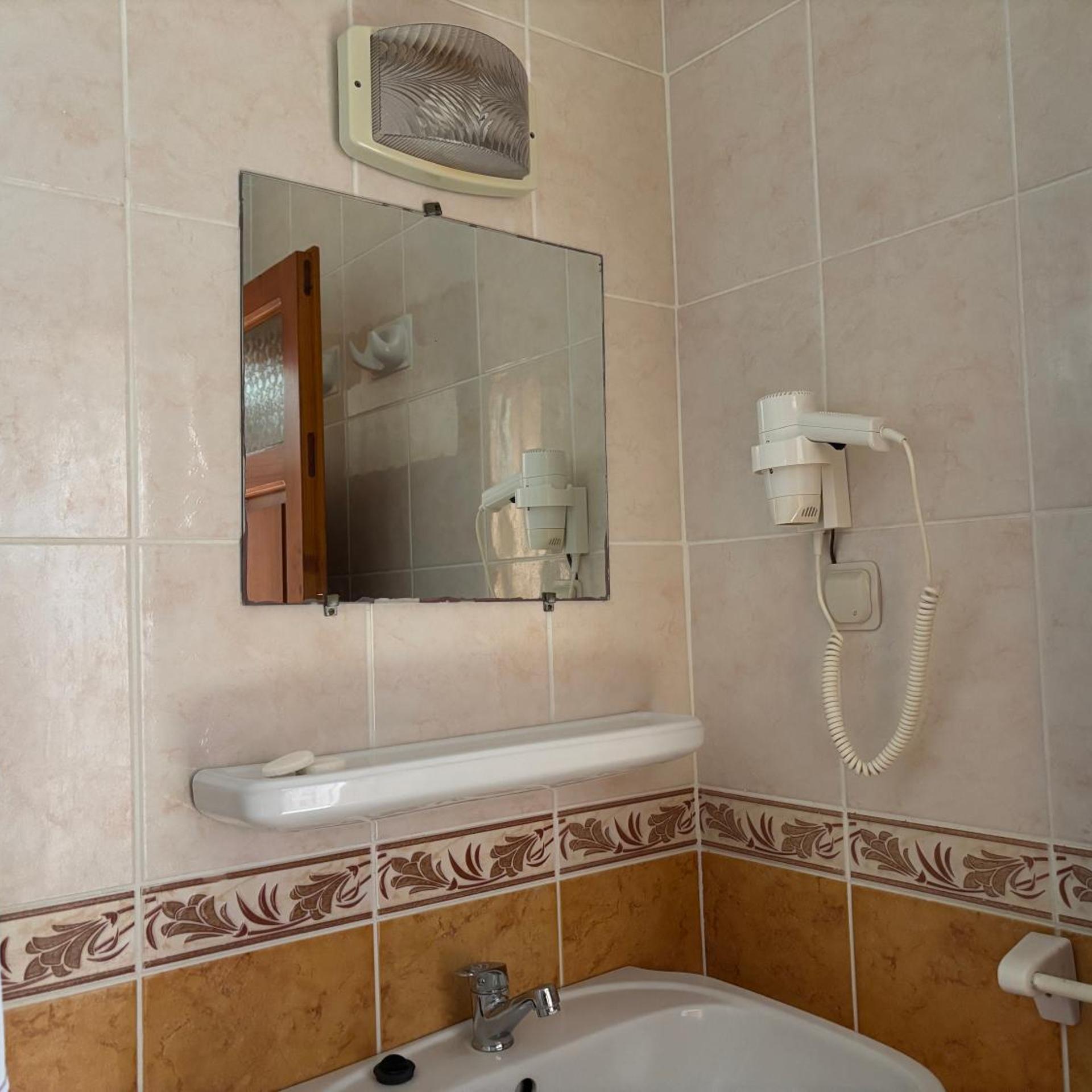 Ali Baba Hotel 53/55