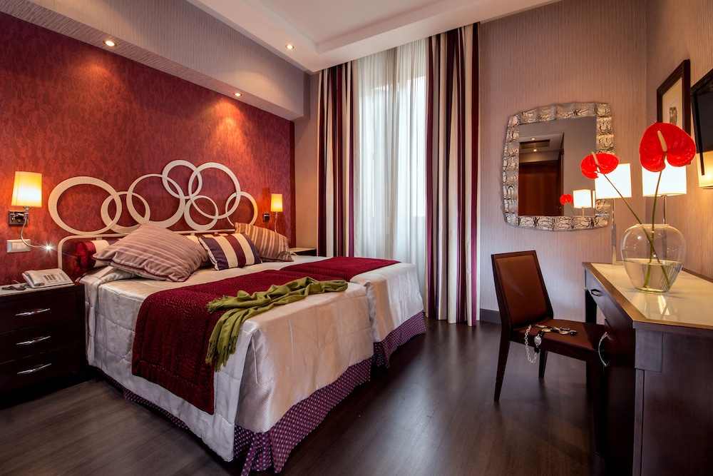 Morgana Hotel 40/71
