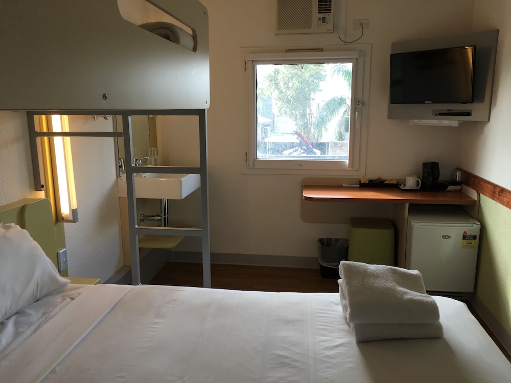 Ibis Budget St Peters 28/54