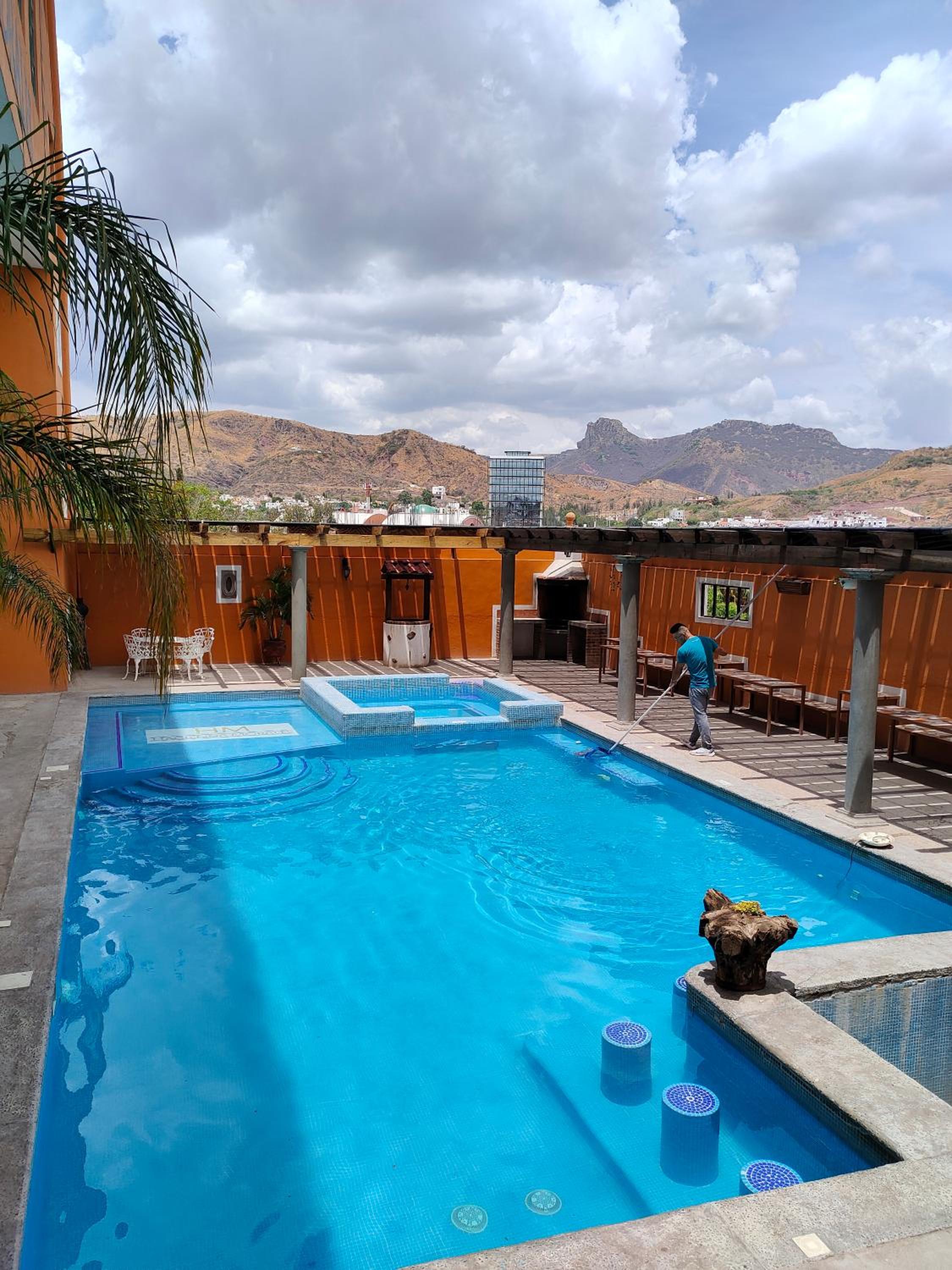 Hotel Hacienda Morales 3/50