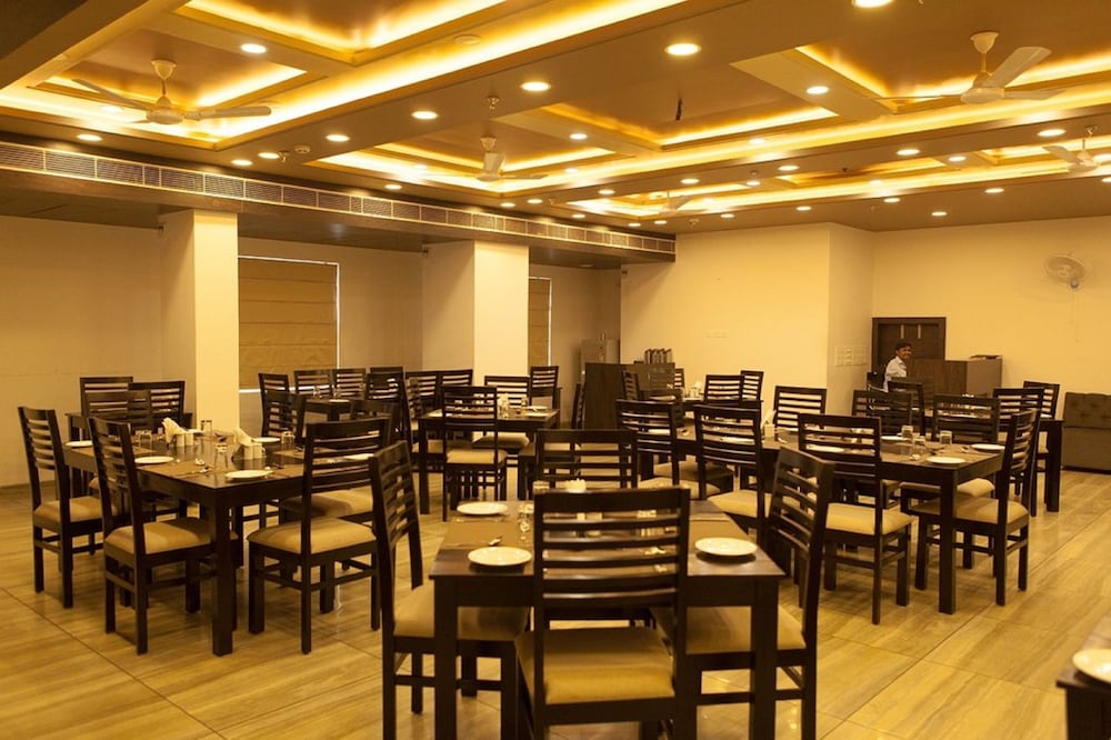 Hotel Rg Inn 25/35