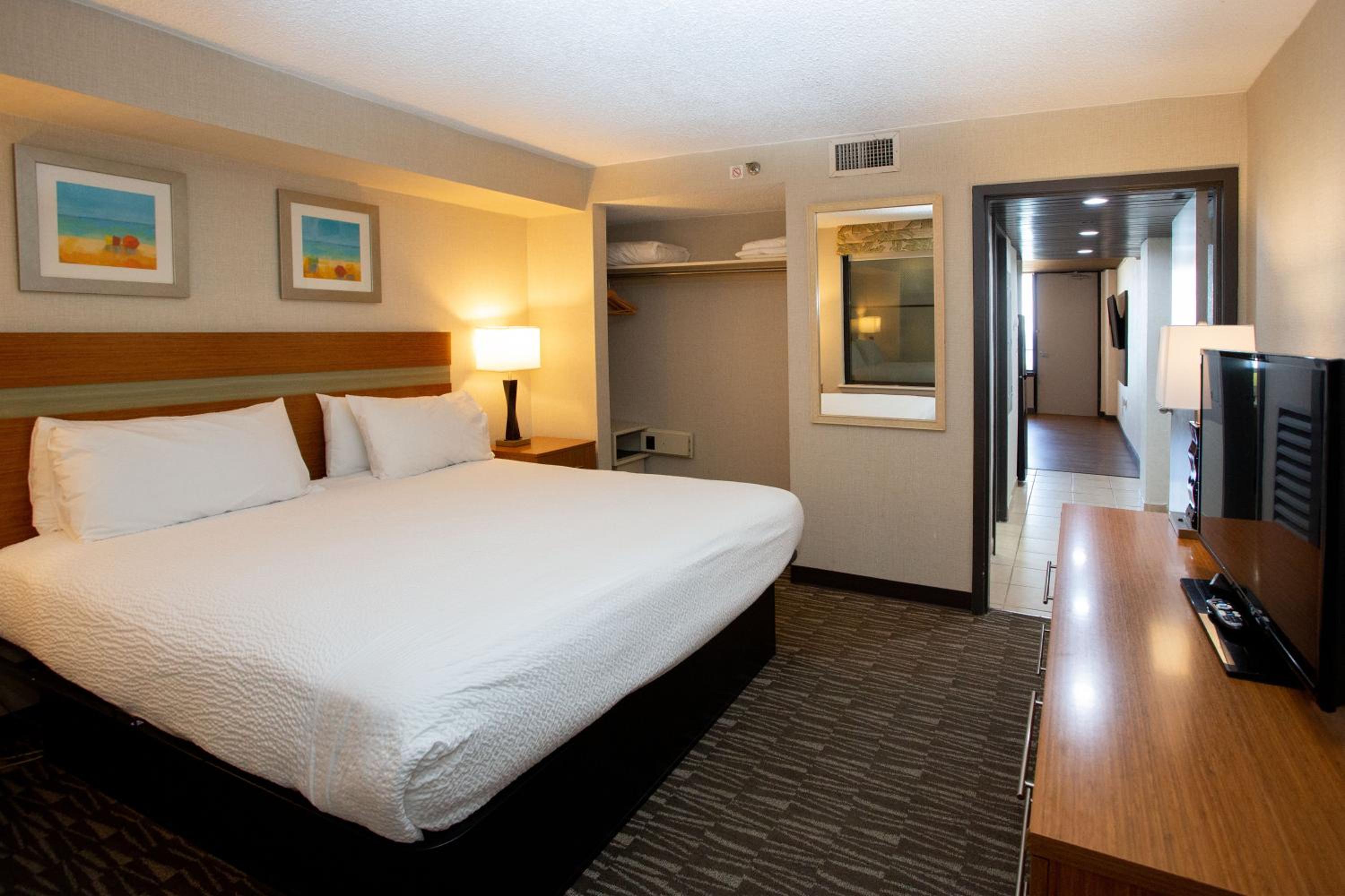 Superior, Suite, Ocean Front, Sea View, Balcony