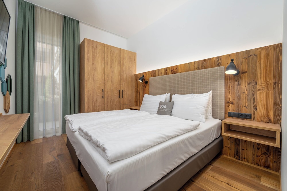 2 Bedrooms, Deluxe, Suite, 2 Double Beds, Sofa