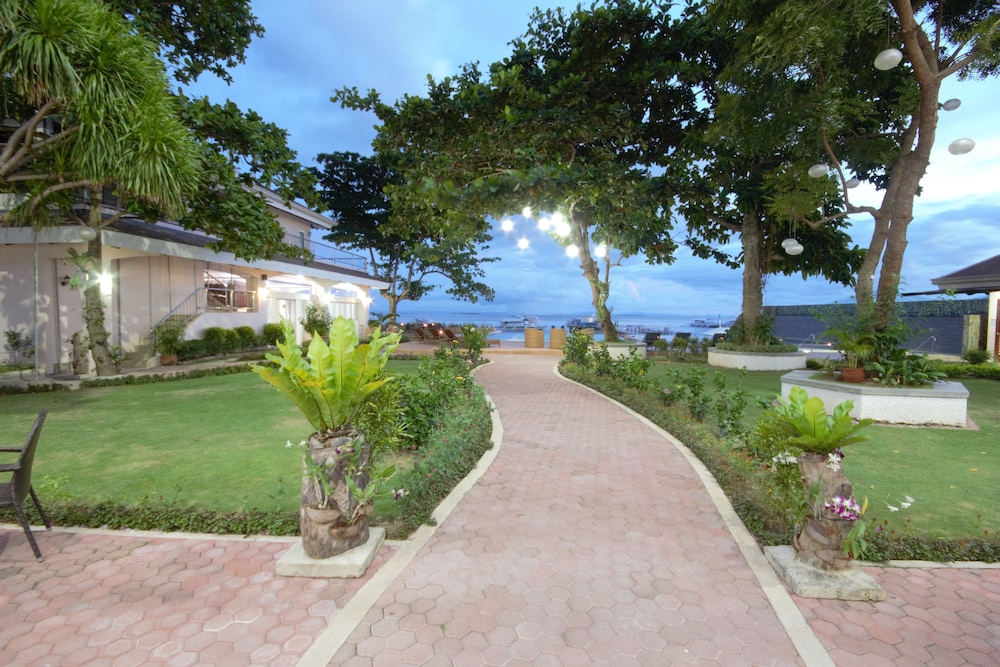 1521 Mactan Resort 10/85