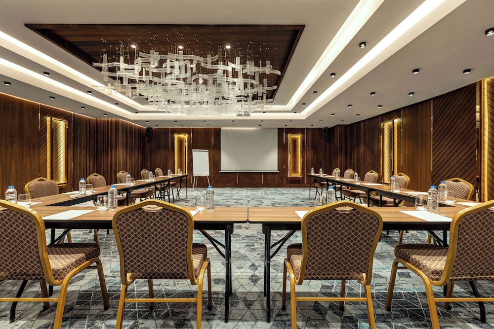 Ramada by Wyndham Istanbul Umraniye 43/50