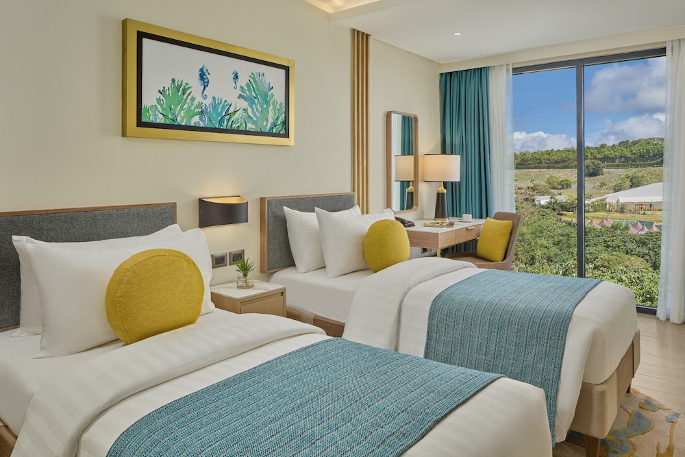 Chancellor Hotel Boracay 13/48