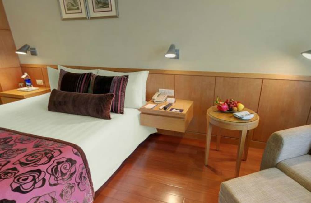 Jaypee Siddharth Hotel 24/47