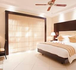 Land, Superior, Cottage, Double Bed, Garden View