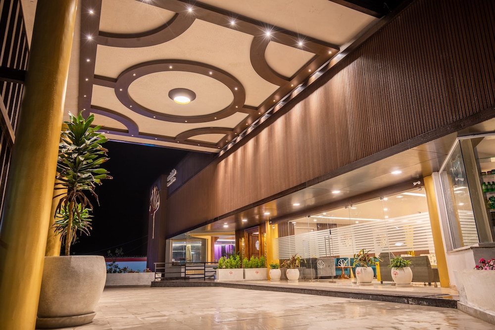HOTEL PLEASANT STAY 33/34