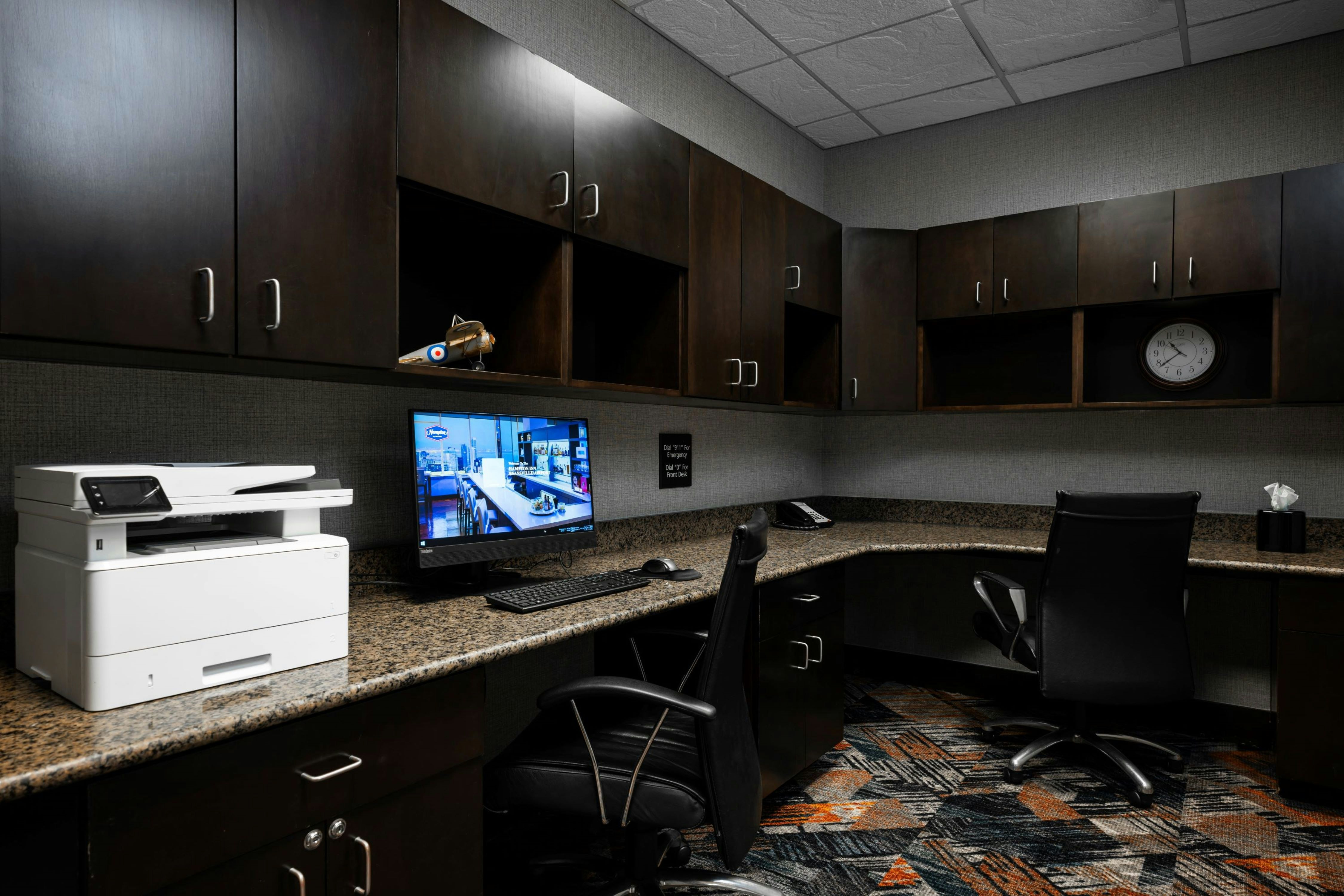 Hampton Inn Evansville Airport 55/70