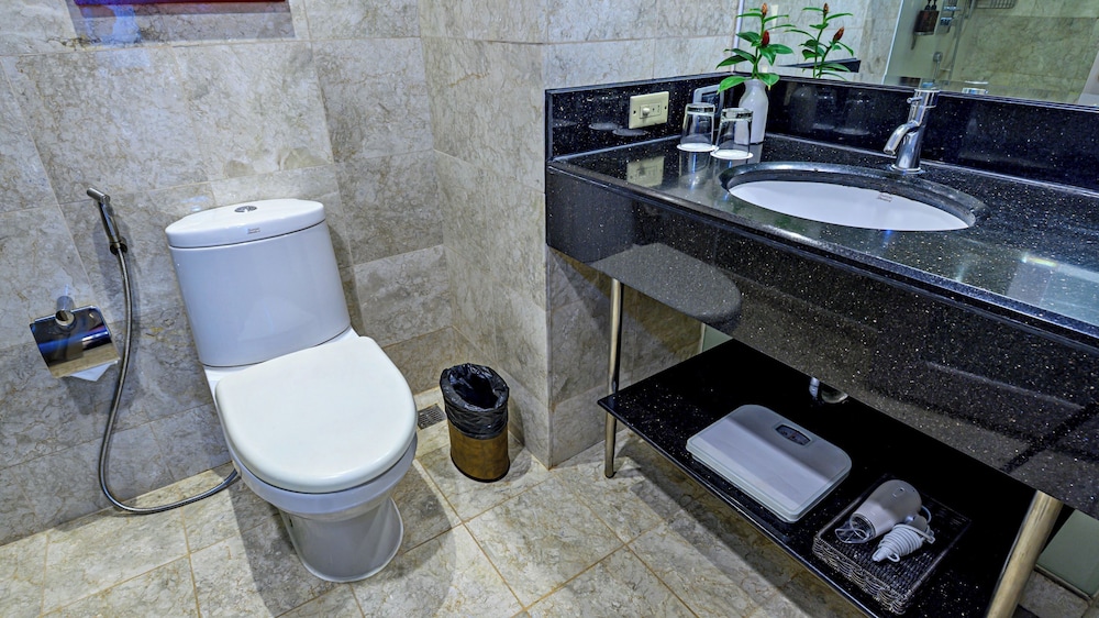 MCollection - Business & Leisure Stay in Eastwood City 41/42