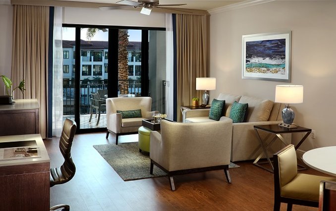 Naples Bay Resort 33/72