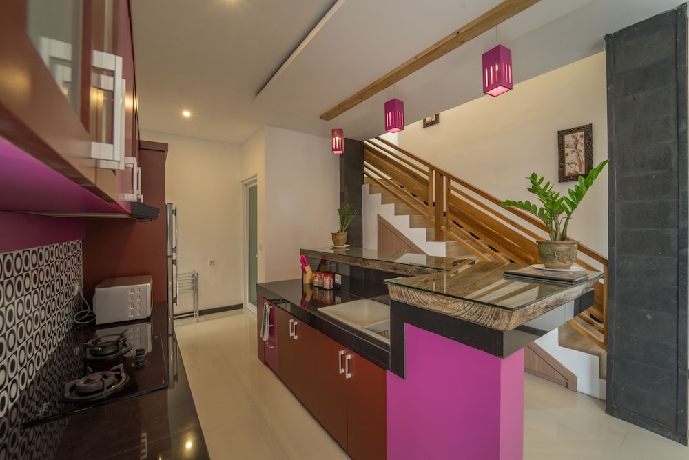 Puri Bagus Villa Legian Kuta 8/45