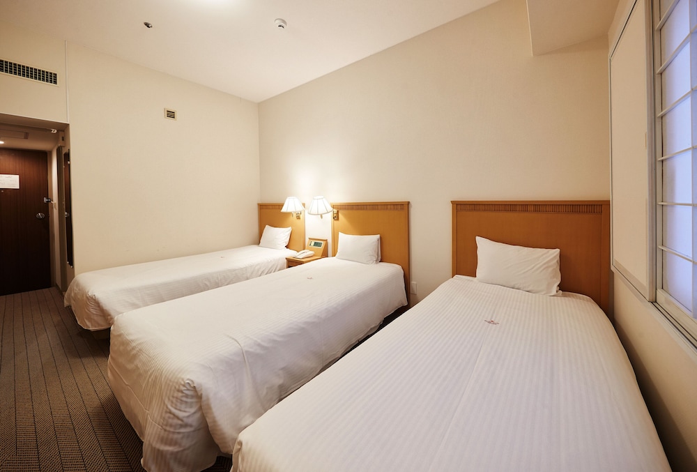 Pacific Hotel Okinawa 12/72