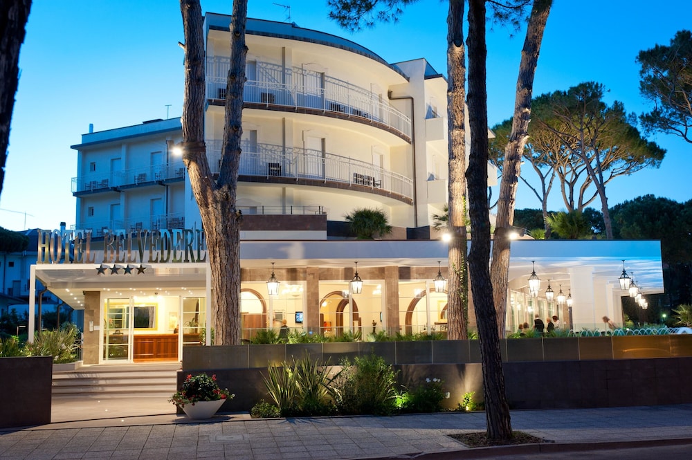 Hotel Belvedere 4/73