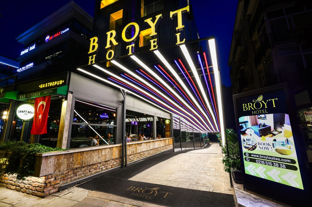 Broyt Hotel 41/50