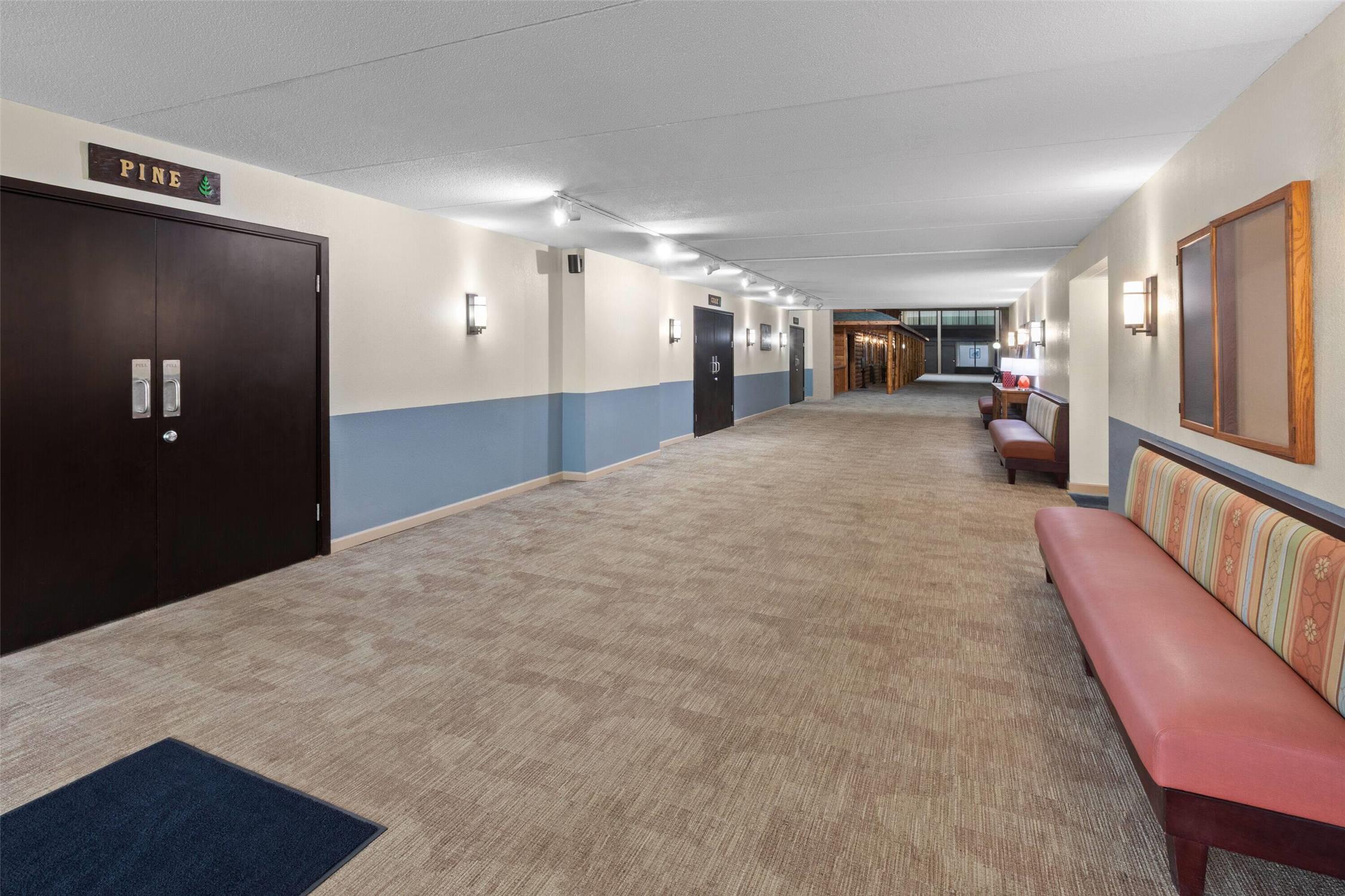 Quality Inn & Suites Grayling, MI 49/51
