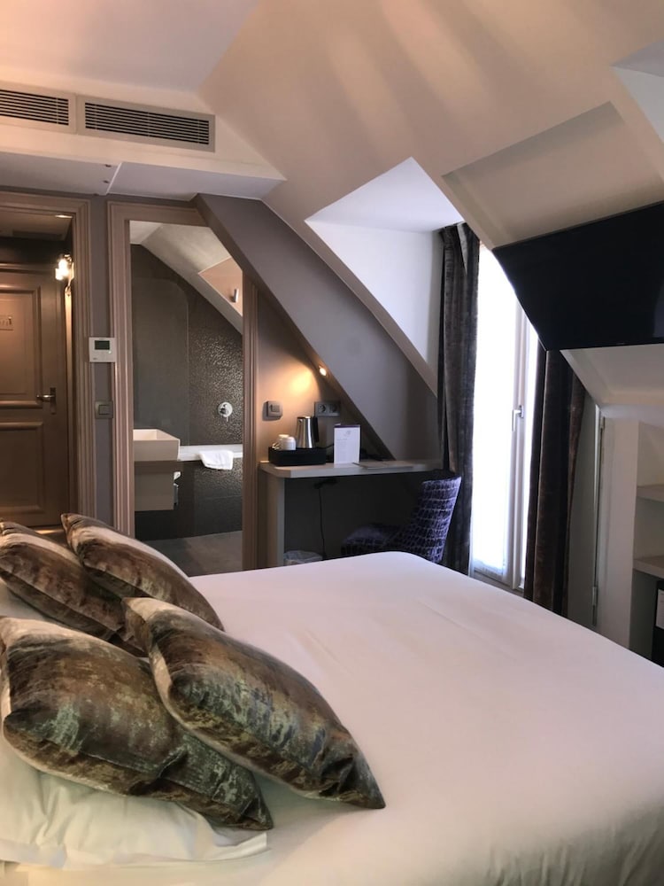 Hotel Jacques de Molay 14/44