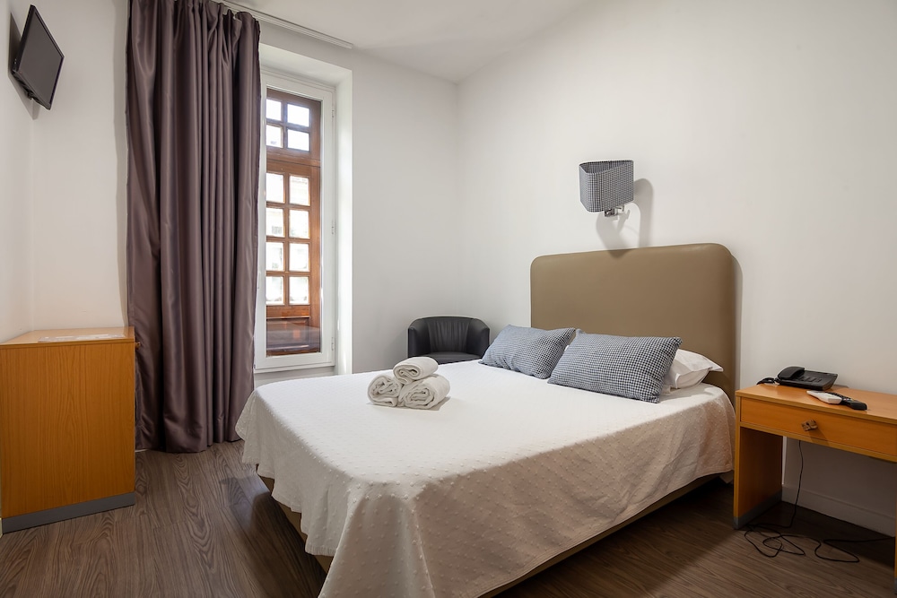 Cristal Guest House 33/63