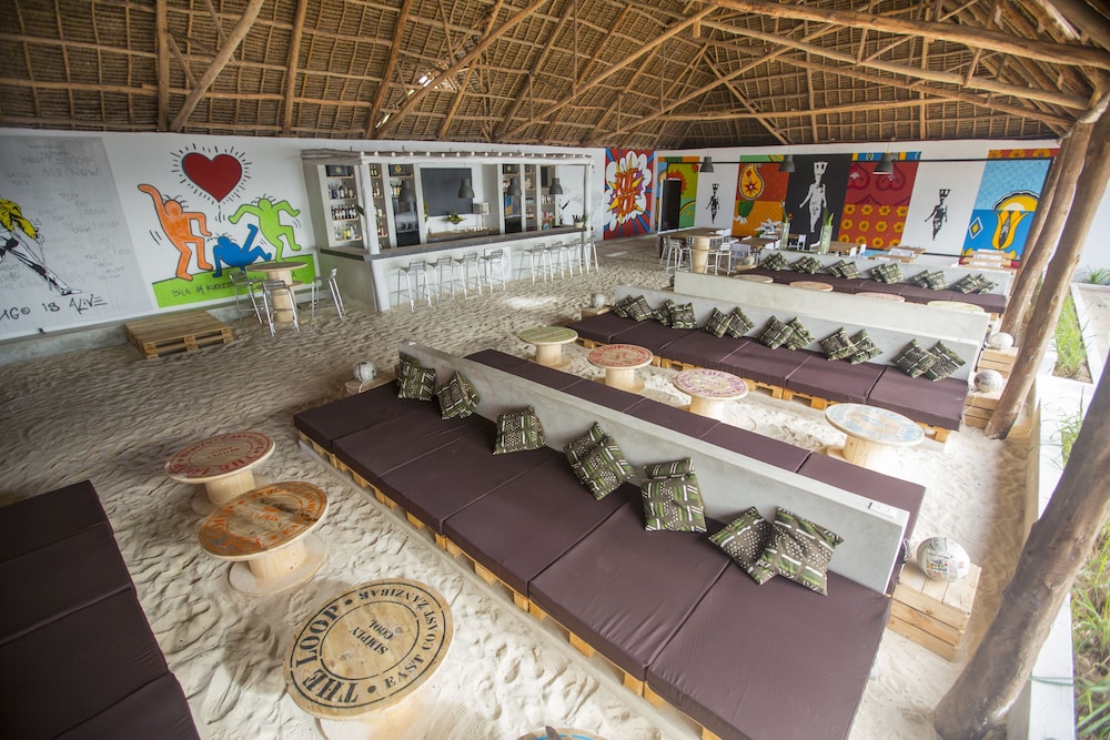 The Loop Beach Resort 54/72