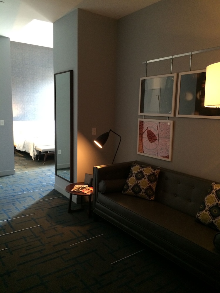 Le Meridien Tampa, The Courthouse 19/35