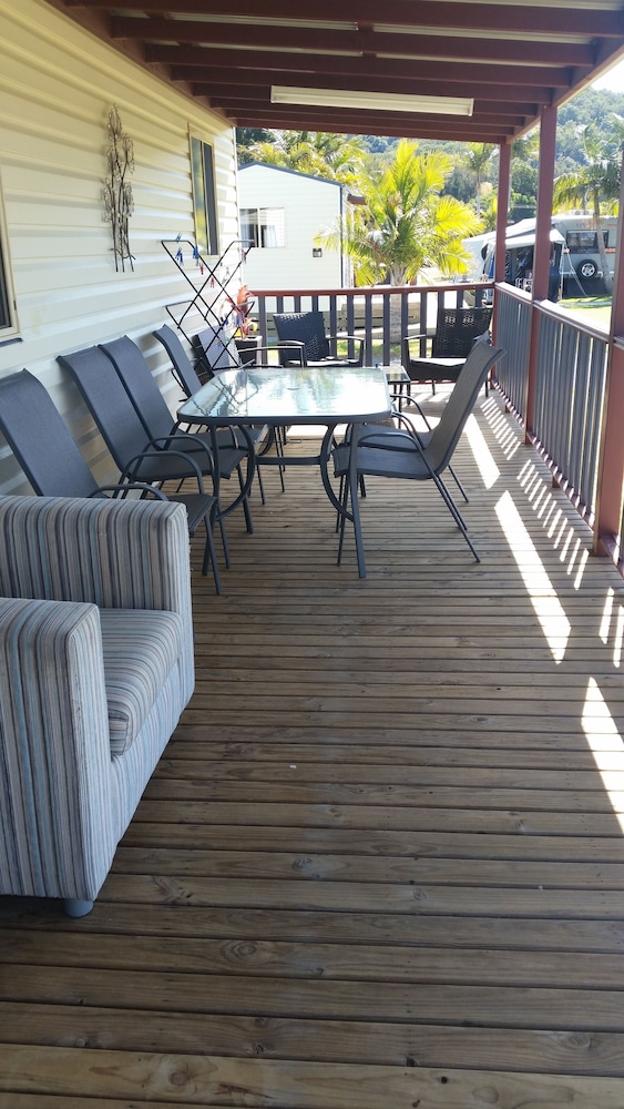 Stoney Park Holiday Park 23/34
