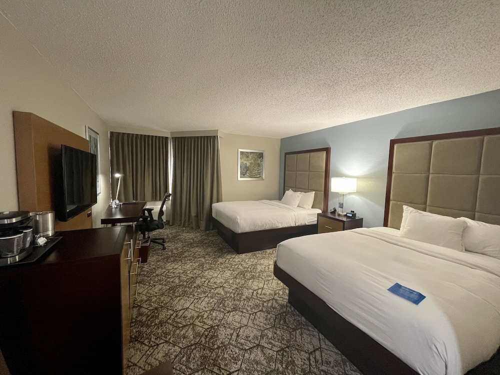 Doubletree Memphis 14/68