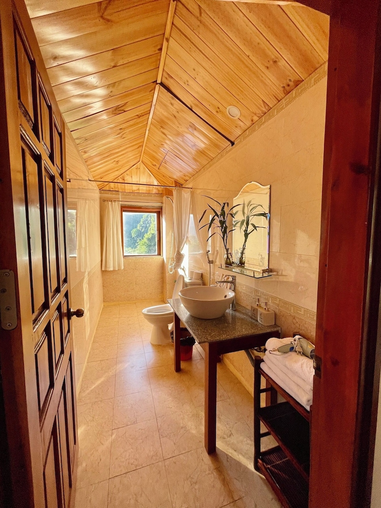 Chez Loan Hotel 25/48