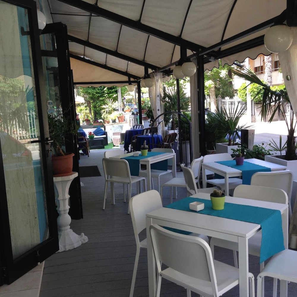 Villa Giovanna Hotel 25/40