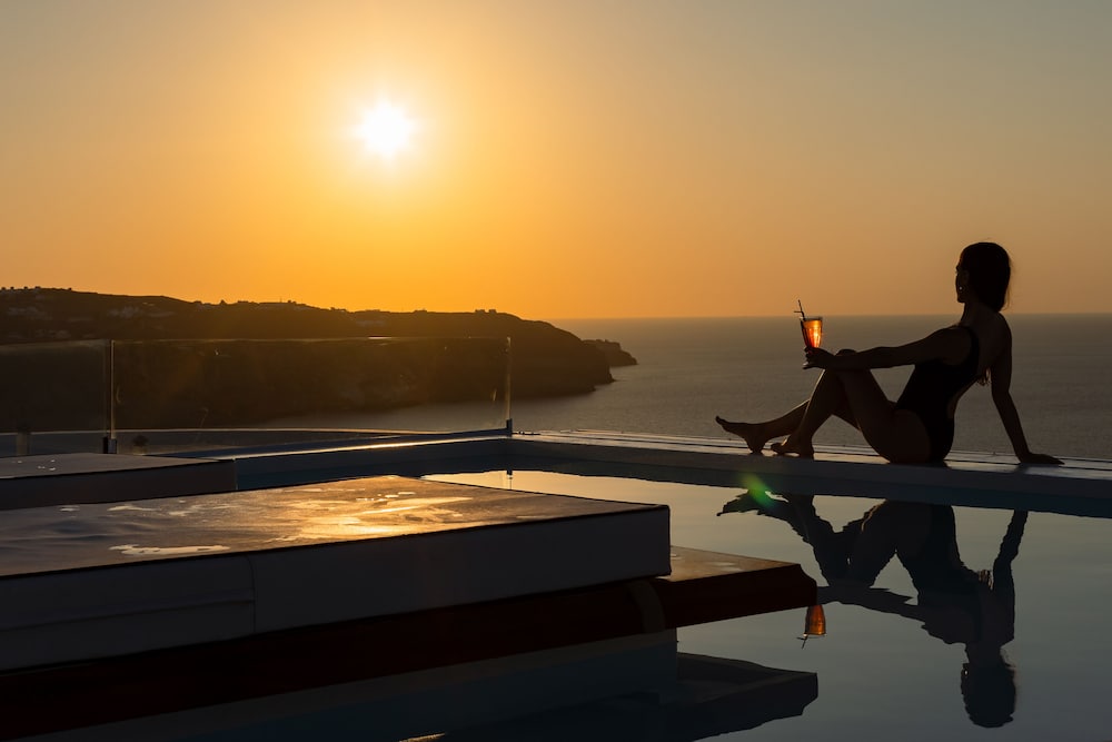 CALDERA VIEW RESORT ADULTS ONLY 46/50