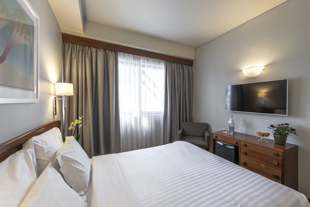 classic double or twin room