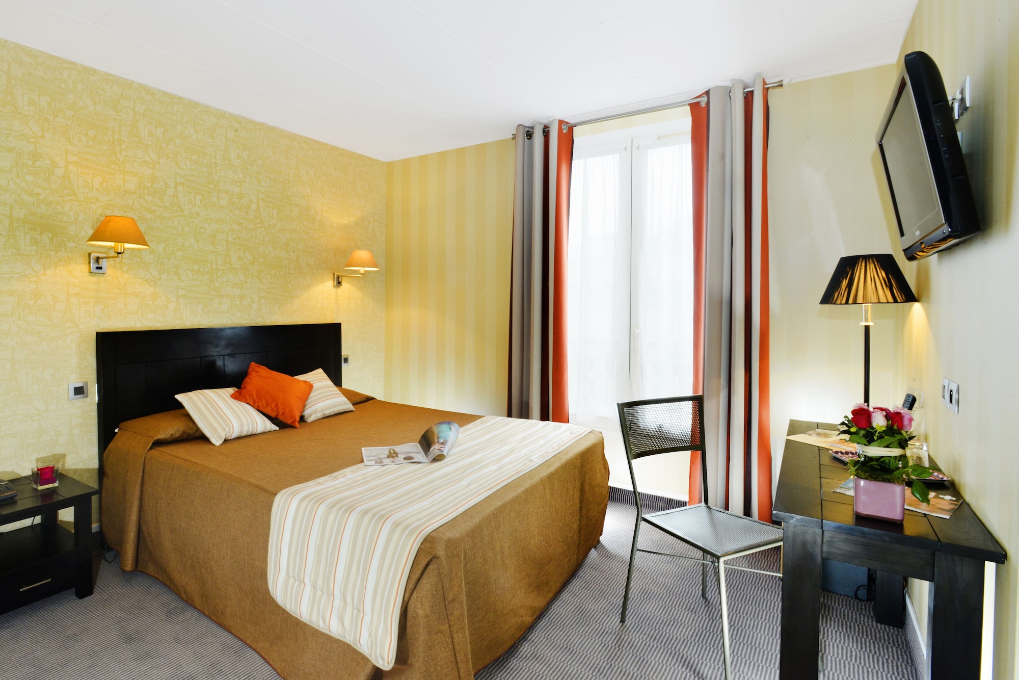 SUPERIOR, DOUBLE BED