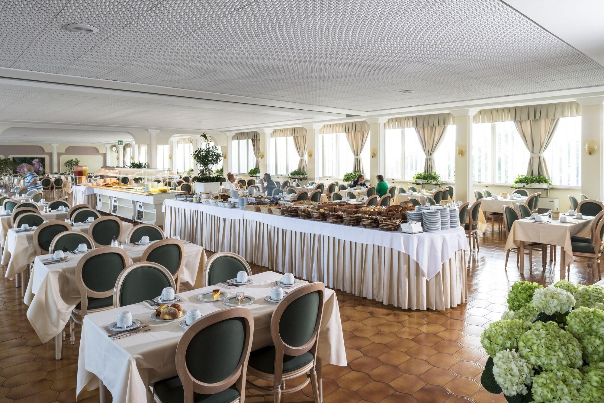 Apollo Hotel Terme 36/50