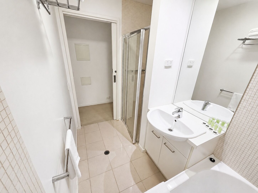 Harbour Escape Apartments 49/49