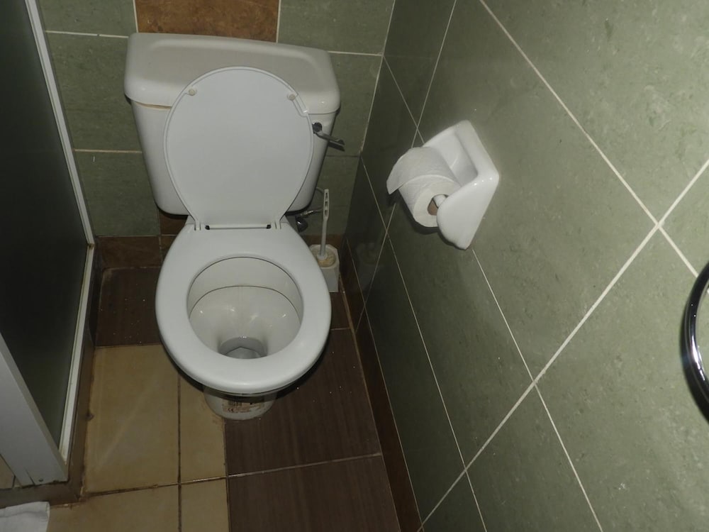 Ack Guesthouse Nairobi 32/33