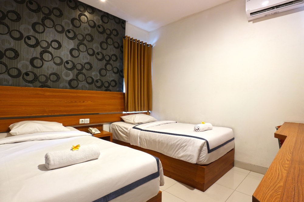 Size Inn 8/28