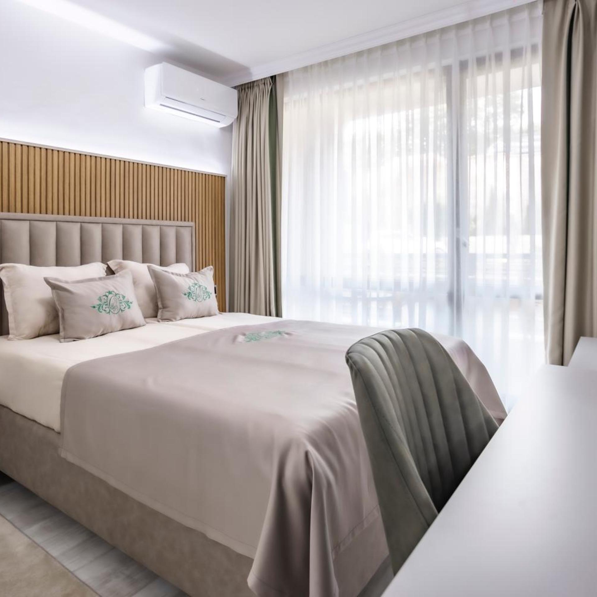 Onyx Beach Residence 12/50