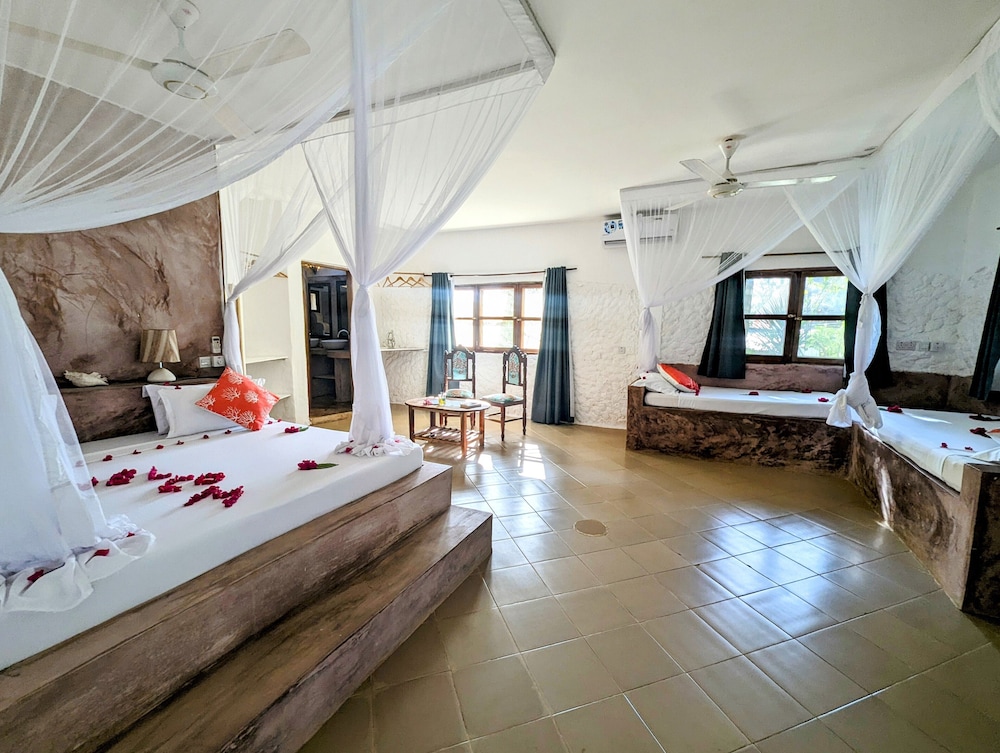 Bahati Villa 15/50