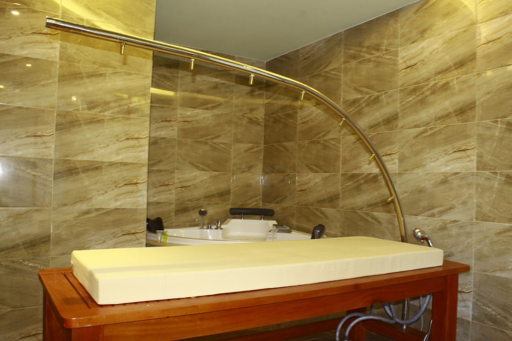 Muong Thanh Grand Da Nang Hotel 63/63
