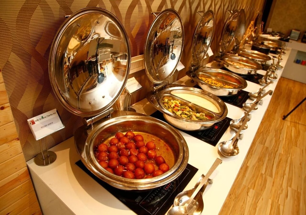 MB Greens Clarks Inn Moradabad 15/50