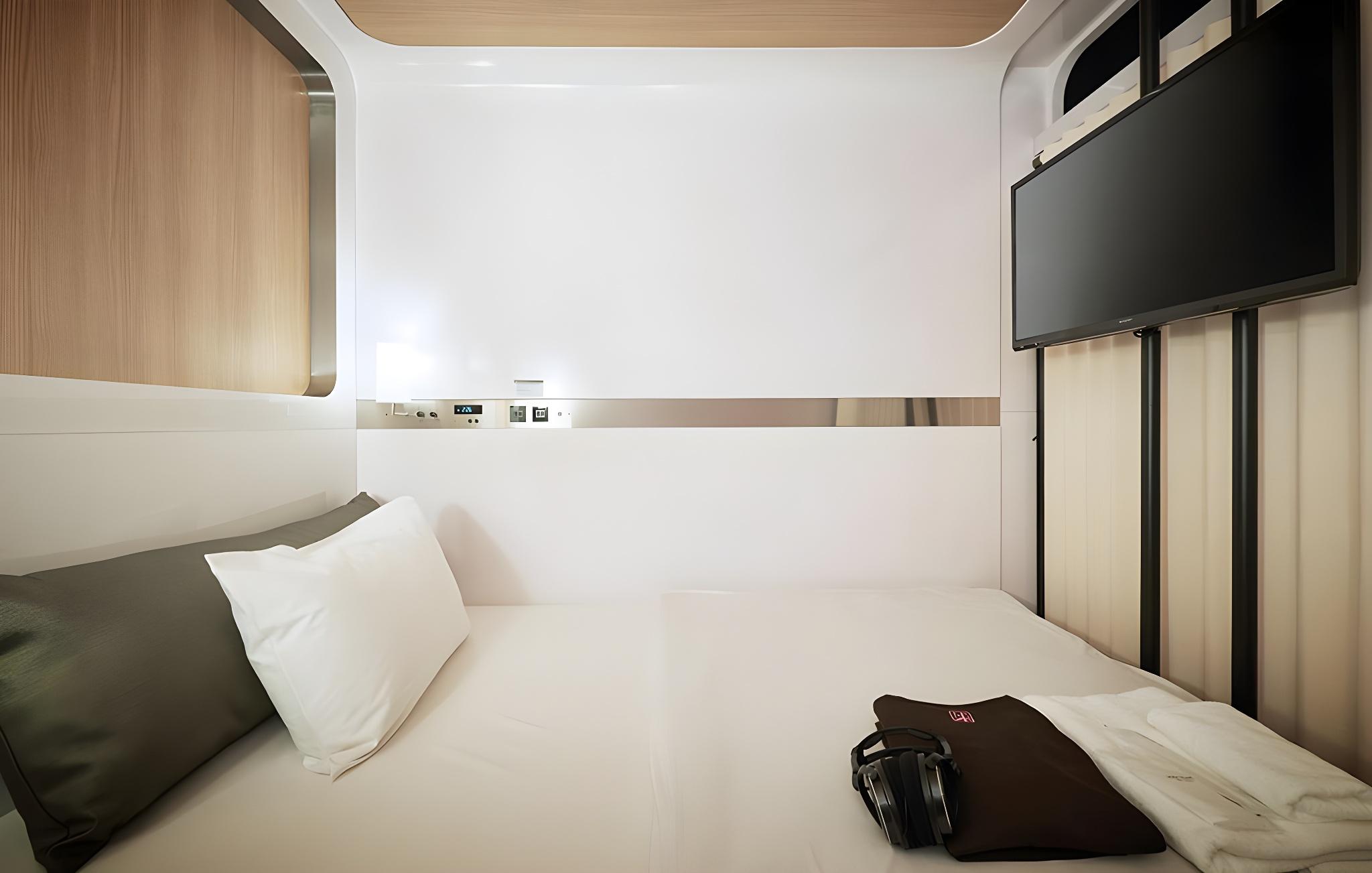 First Class, Cabin