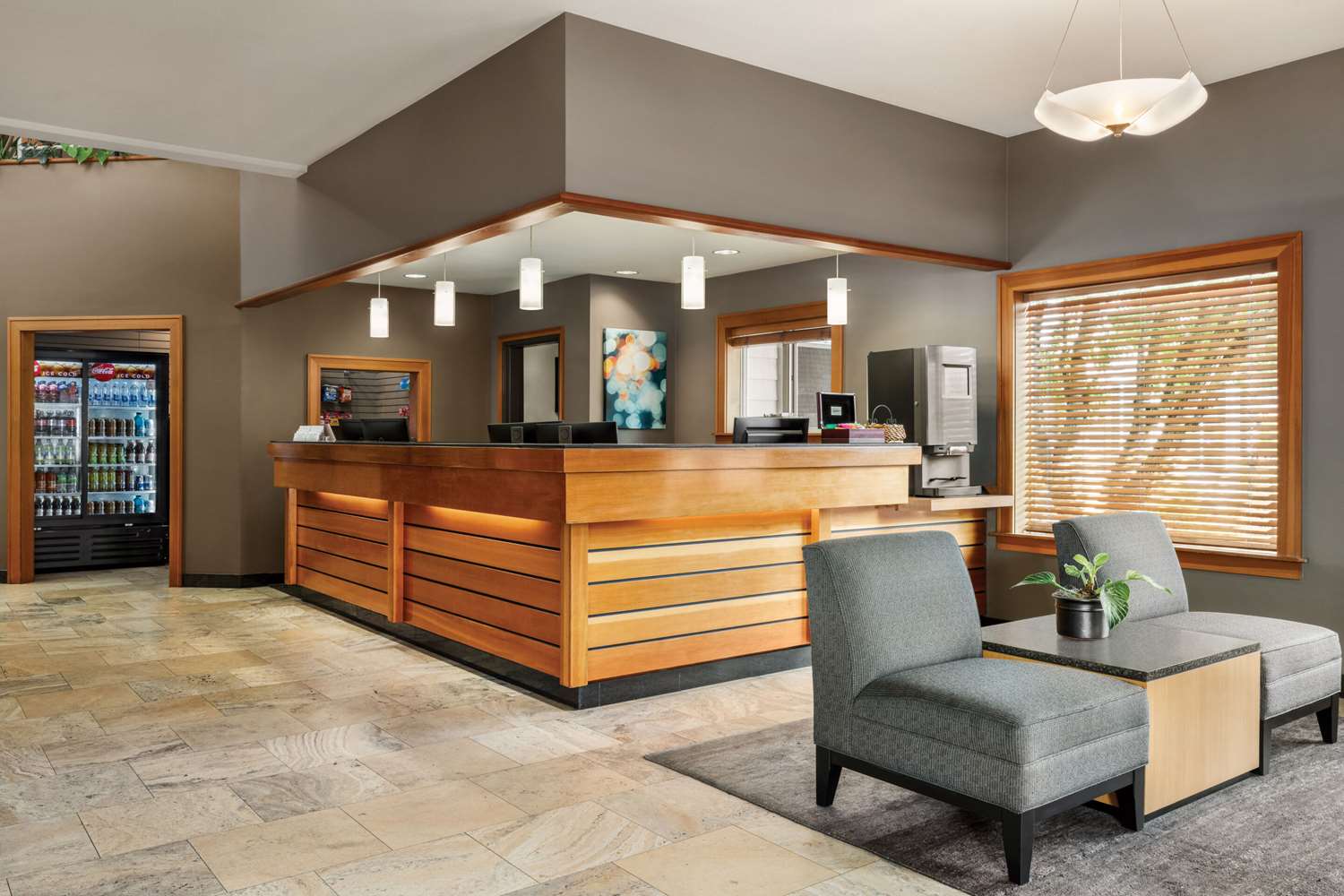 Radisson Hotel Portland Airport 7/51