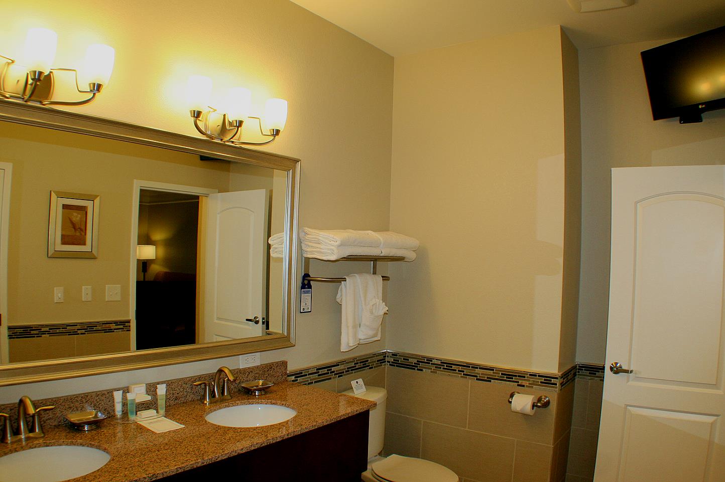 Best Western Plus Easton Inn & Suites 30/30