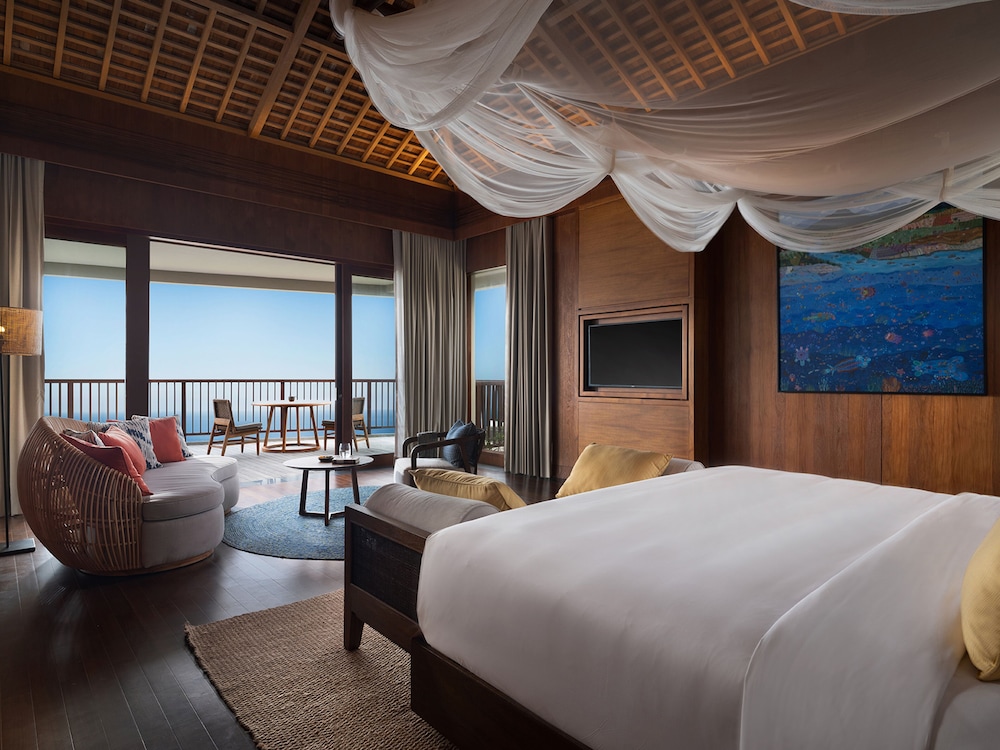 Retreat, 3 King Beds